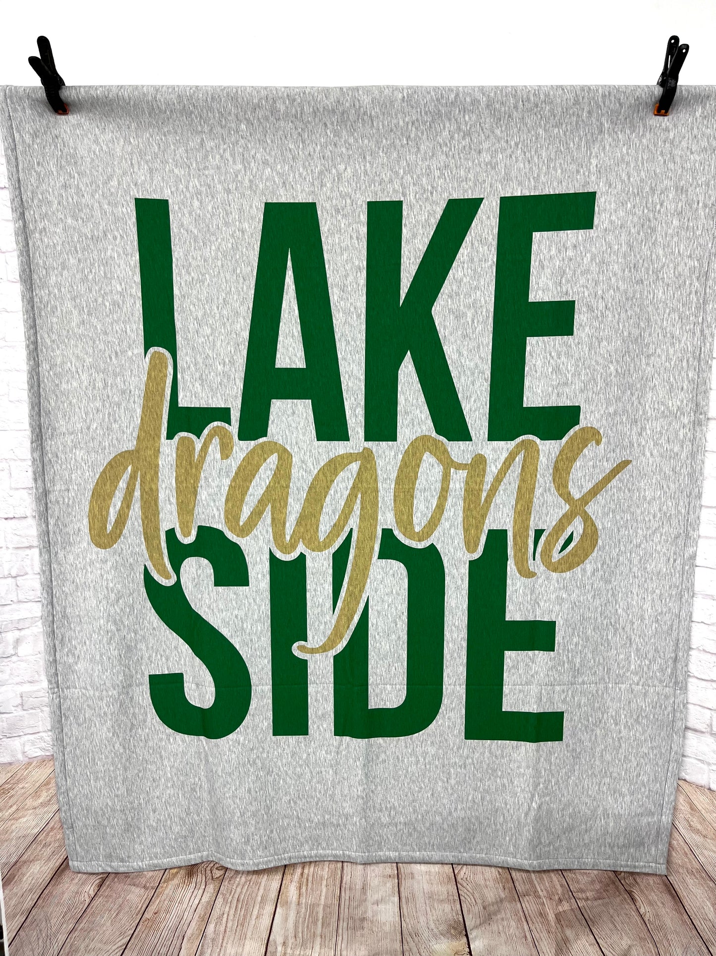 Fleece sweatshirt blanket Lakeside