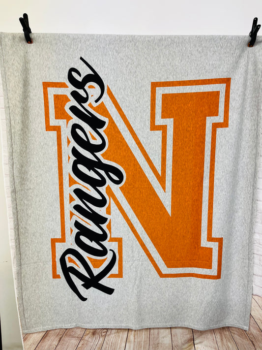 Fleece sweatshirt blanket North