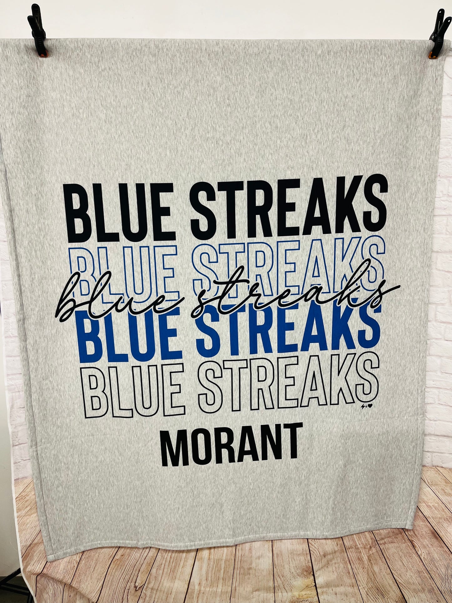 Fleece sweatshirt blanket Blue Streaks